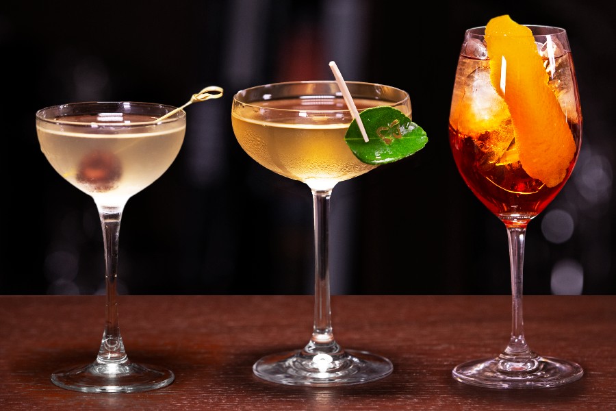 Коктейли с вермутом: Lacto Martini, Celery Bamboo и Арома Рома