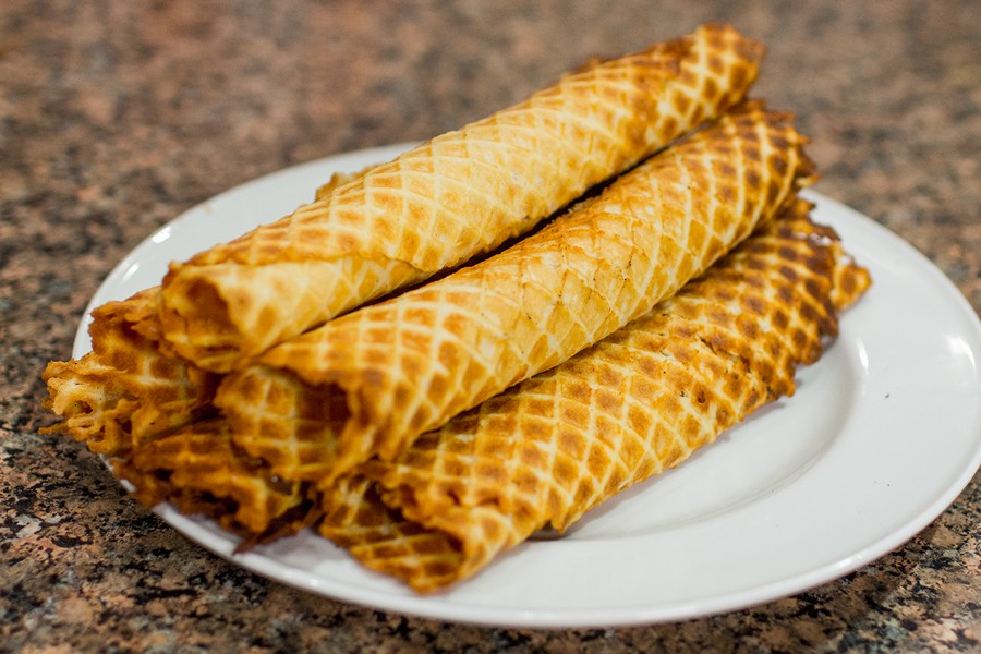 Вафельные трубочки со сгущёнкой